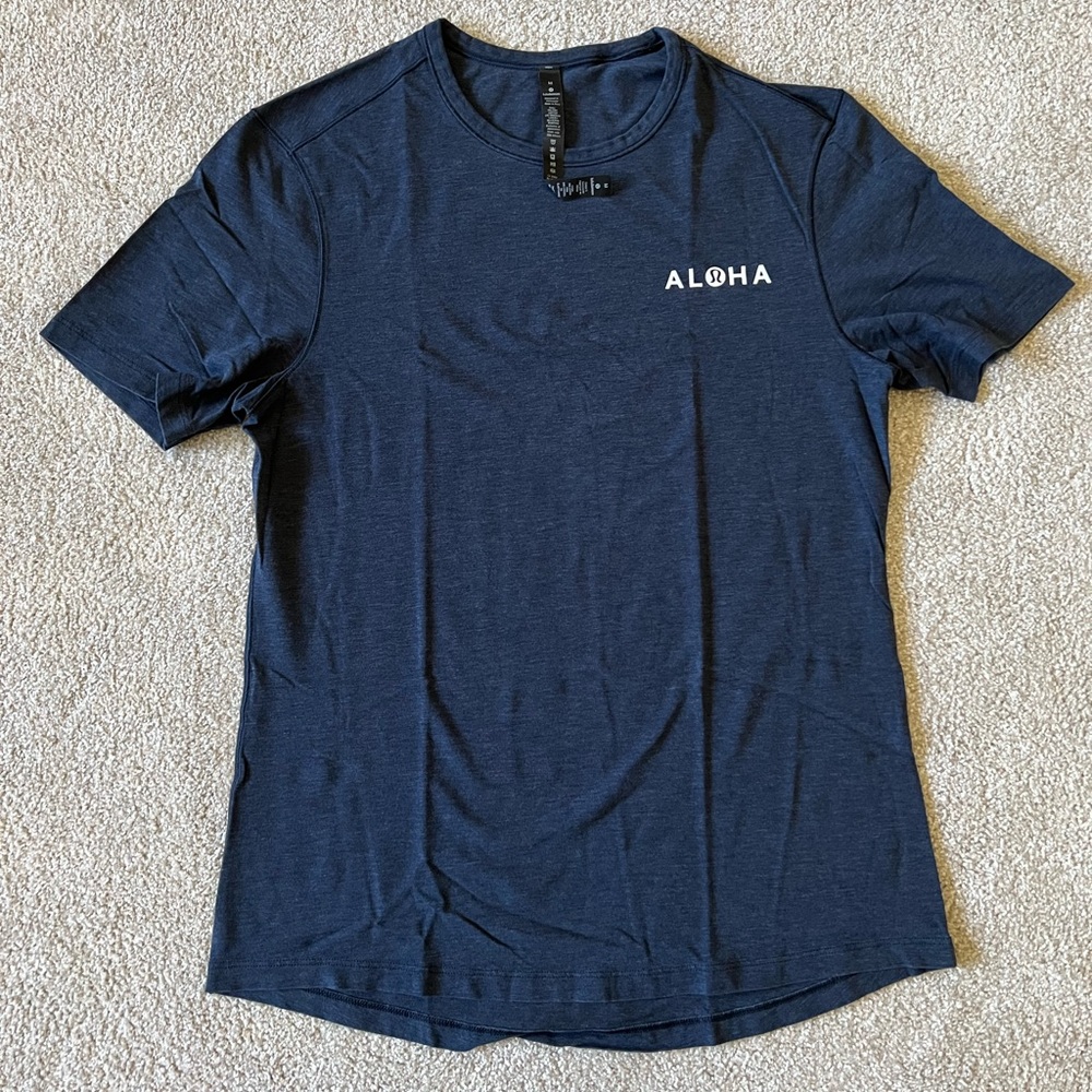 Lululemon Men’s T shirt
